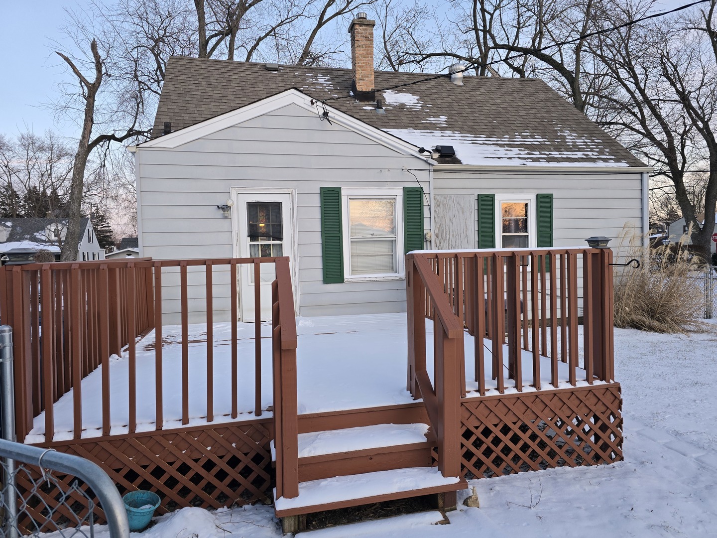 14348 Kolmar Avenue Midlothian, IL 60445 - Photo 12 of 13 a view of a deck with a fence