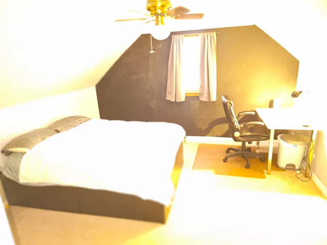 $229,900 | 14348 Kolmar Avenue, Midlothian, IL 60445