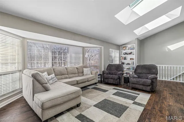 $350,000 | 6835 Bear Creek Drive, St. Louis, MO 63129