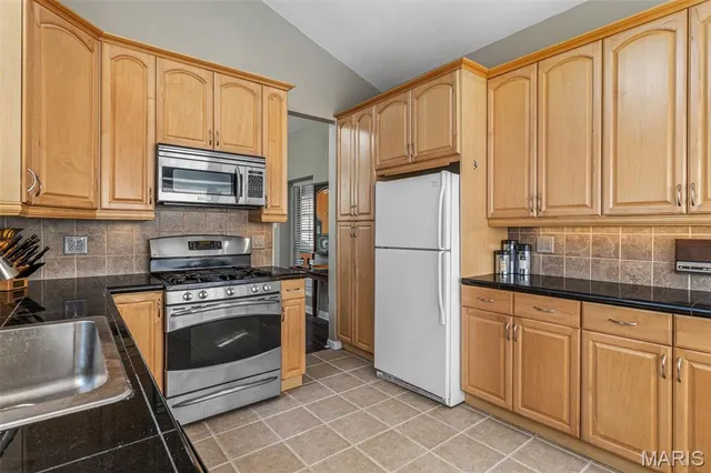 $350,000 | 6835 Bear Creek Drive, St. Louis, MO 63129