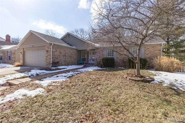 $350,000 | 6835 Bear Creek Drive, St. Louis, MO 63129