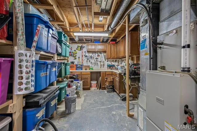 $350,000 | 6835 Bear Creek Drive, St. Louis, MO 63129