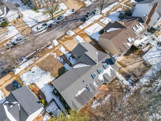 $350,000 | 6835 Bear Creek Drive, St. Louis, MO 63129