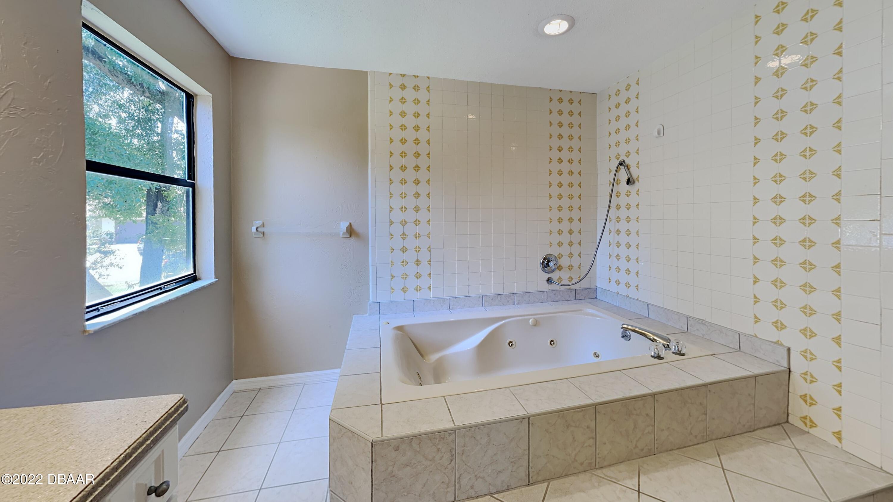 19 Ridge Trail Ormond Beach, FL 32174 - Photo 10 of 20 9_Image_3aBp38Ryf5