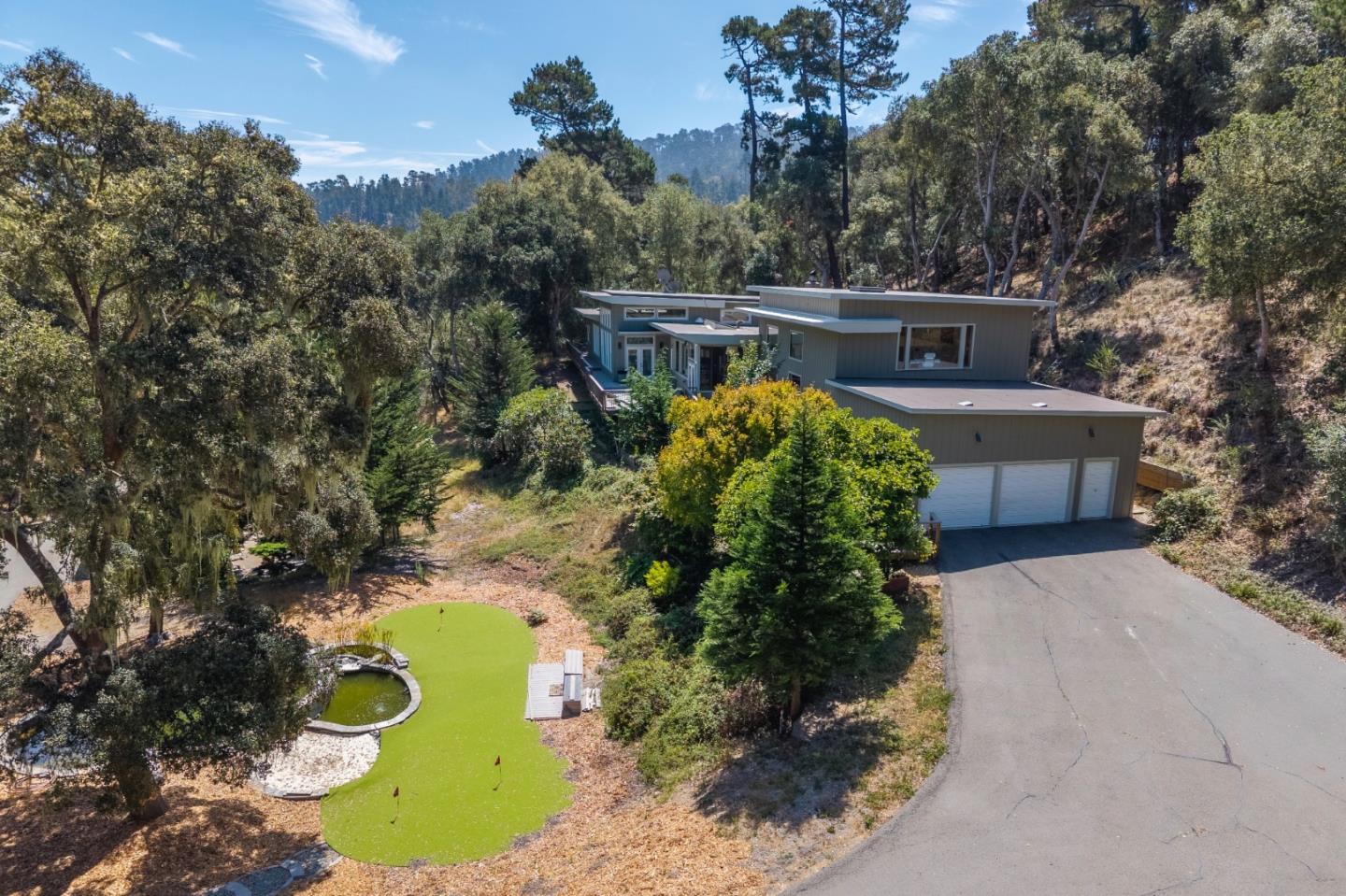 568 Aguajito Road Carmel, CA 93923 - Photo 4 of 60 Gallery Image 4