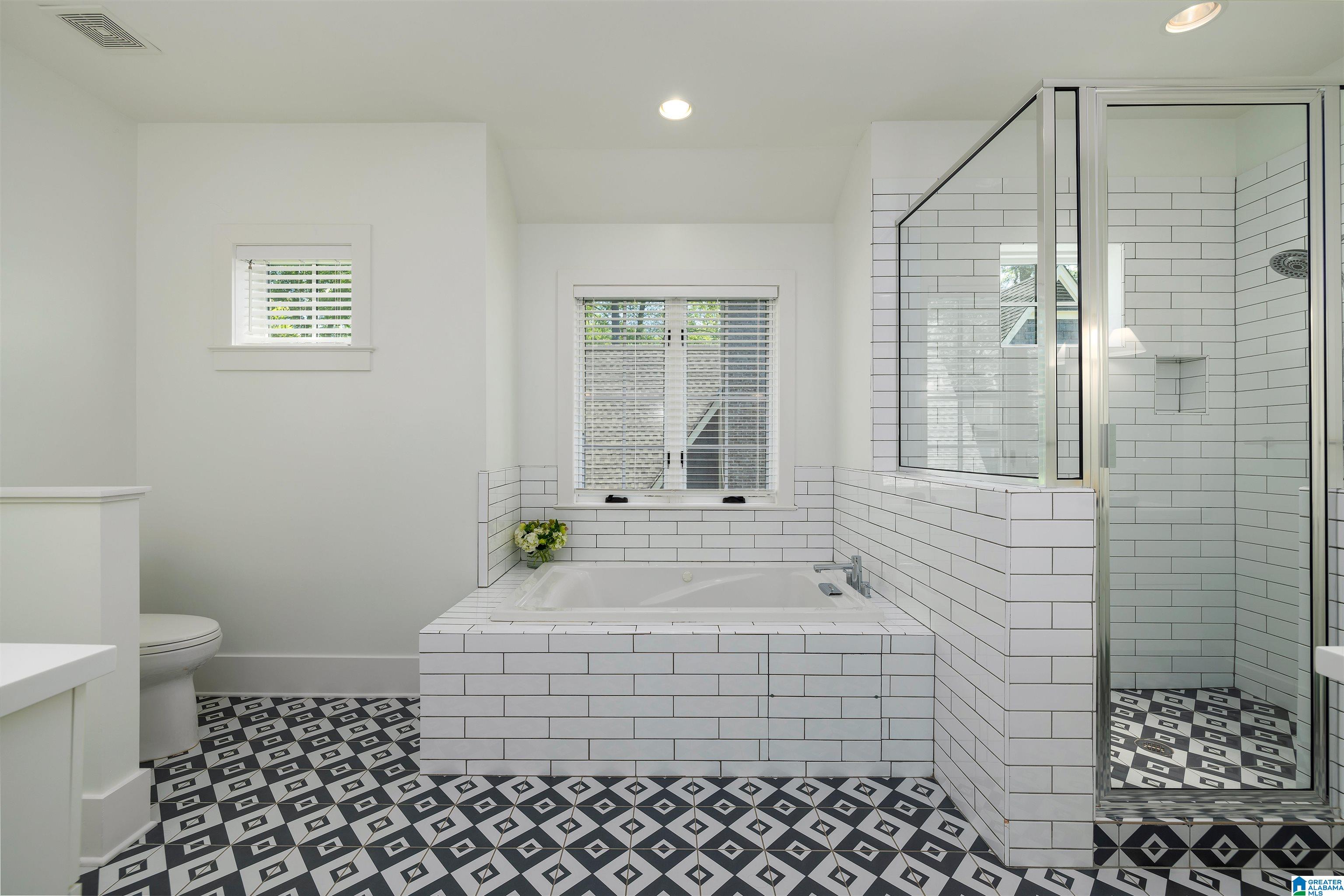 1106 Irving Road Birmingham, AL 35209 - Photo 33 of 52