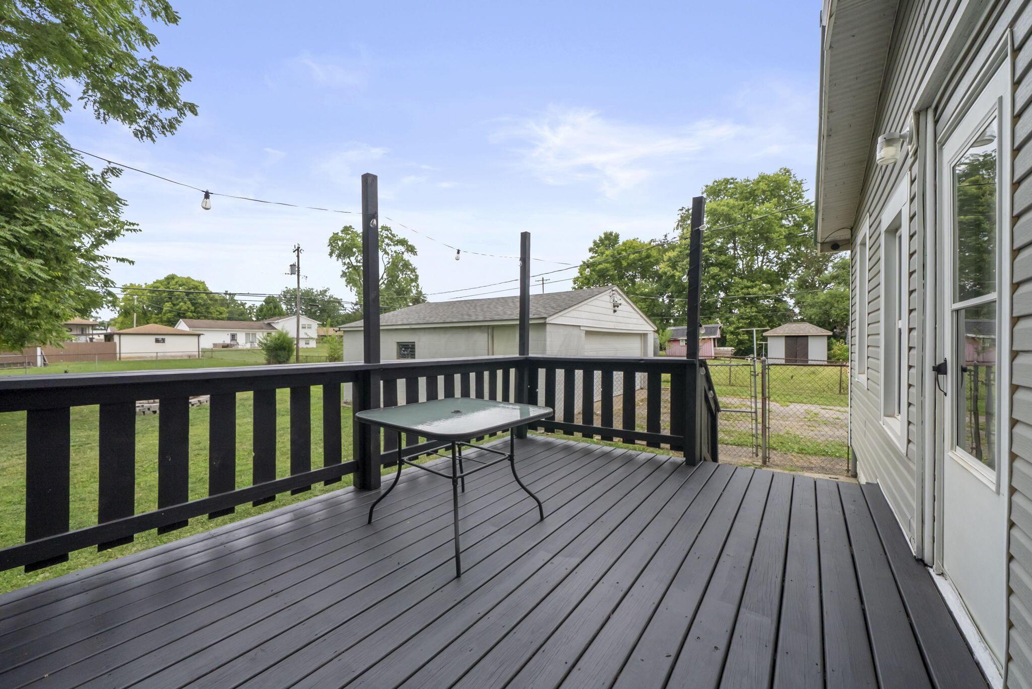 202 Williams Road Columbus, OH 43207 - Photo 27 of 50 Deck