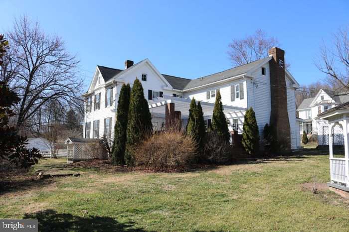 627 Hammonds Mill Road Hedgesville, WV 25427 - Photo 2 of 19