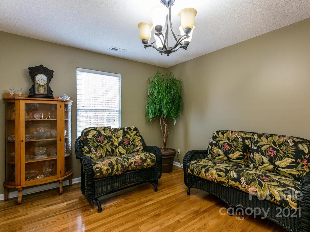 82 Lovers Loop Road, Unit 2 Asheville, NC 28803 - Photo 18 of 33 Gallery Image 18