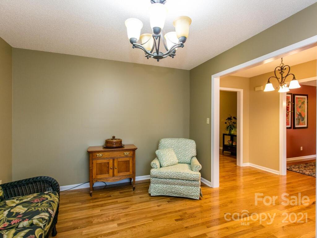 82 Lovers Loop Road, Unit 2 Asheville, NC 28803 - Photo 19 of 33 Gallery Image 19