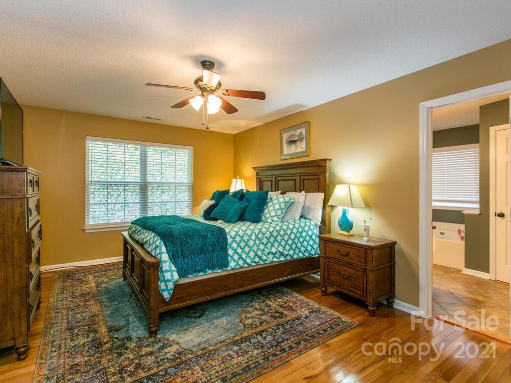 82 Lovers Loop Road, Unit 2 Asheville, NC 28803 - Photo 20 of 33 Gallery Image 20