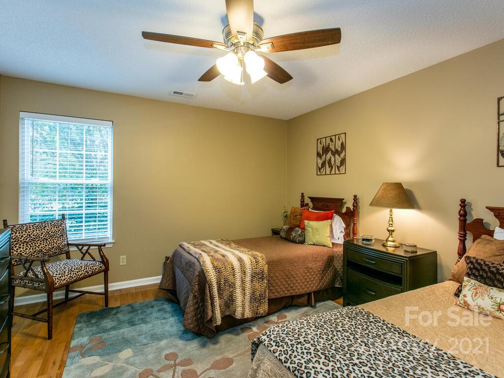 82 Lovers Loop Road, Unit 2 Asheville, NC 28803 - Photo 27 of 33 Gallery Image 27