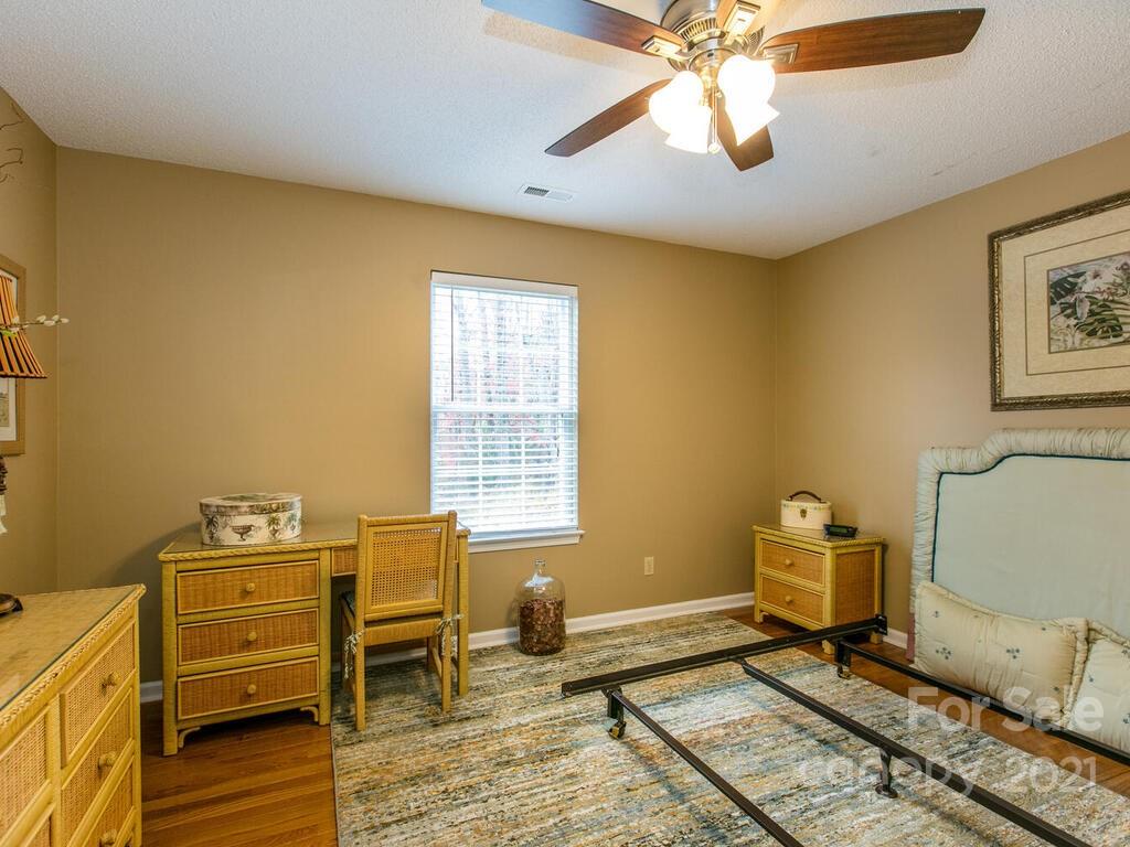 82 Lovers Loop Road, Unit 2 Asheville, NC 28803 - Photo 29 of 33 Gallery Image 29