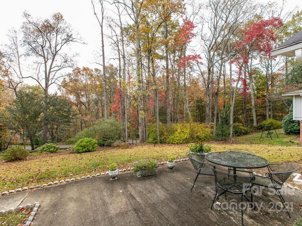 82 Lovers Loop Road, Unit 2 Asheville, NC 28803 - Photo 6 of 33 Gallery Image 6