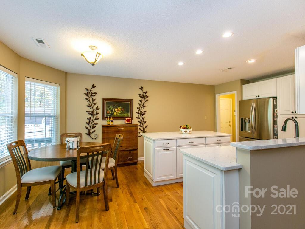 82 Lovers Loop Road, Unit 2 Asheville, NC 28803 - Photo 10 of 33 Gallery Image 10