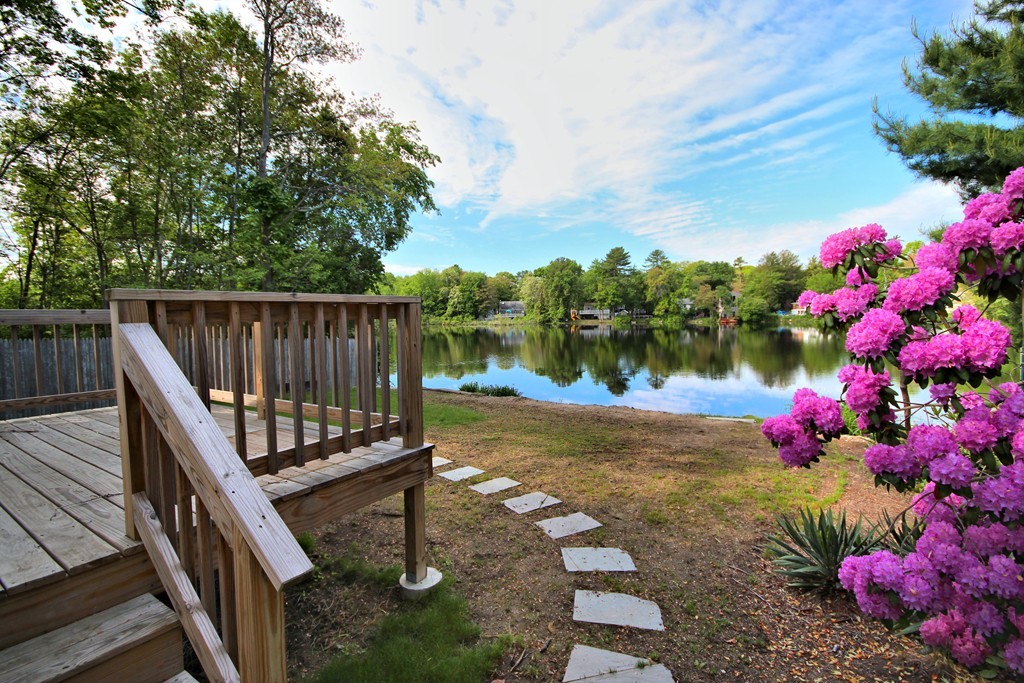 15 Ell Road Holbrook, MA 02343 - Photo 3 of 14