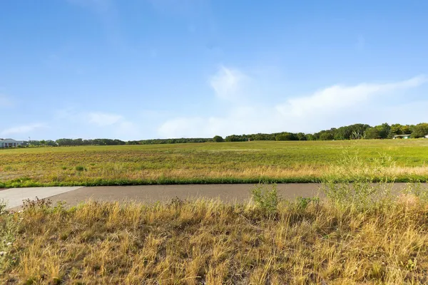 $8,931,342 | 0 33rd Street South, St. Cloud, MN 56301