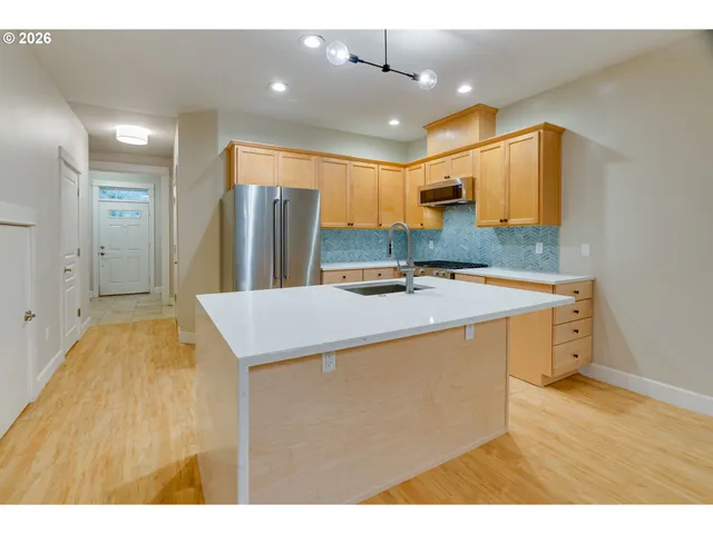 $475,000 | 2257 Southeast 76th Avenue, Portland, OR 97215