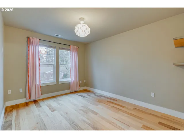 $475,000 | 2257 Southeast 76th Avenue, Portland, OR 97215