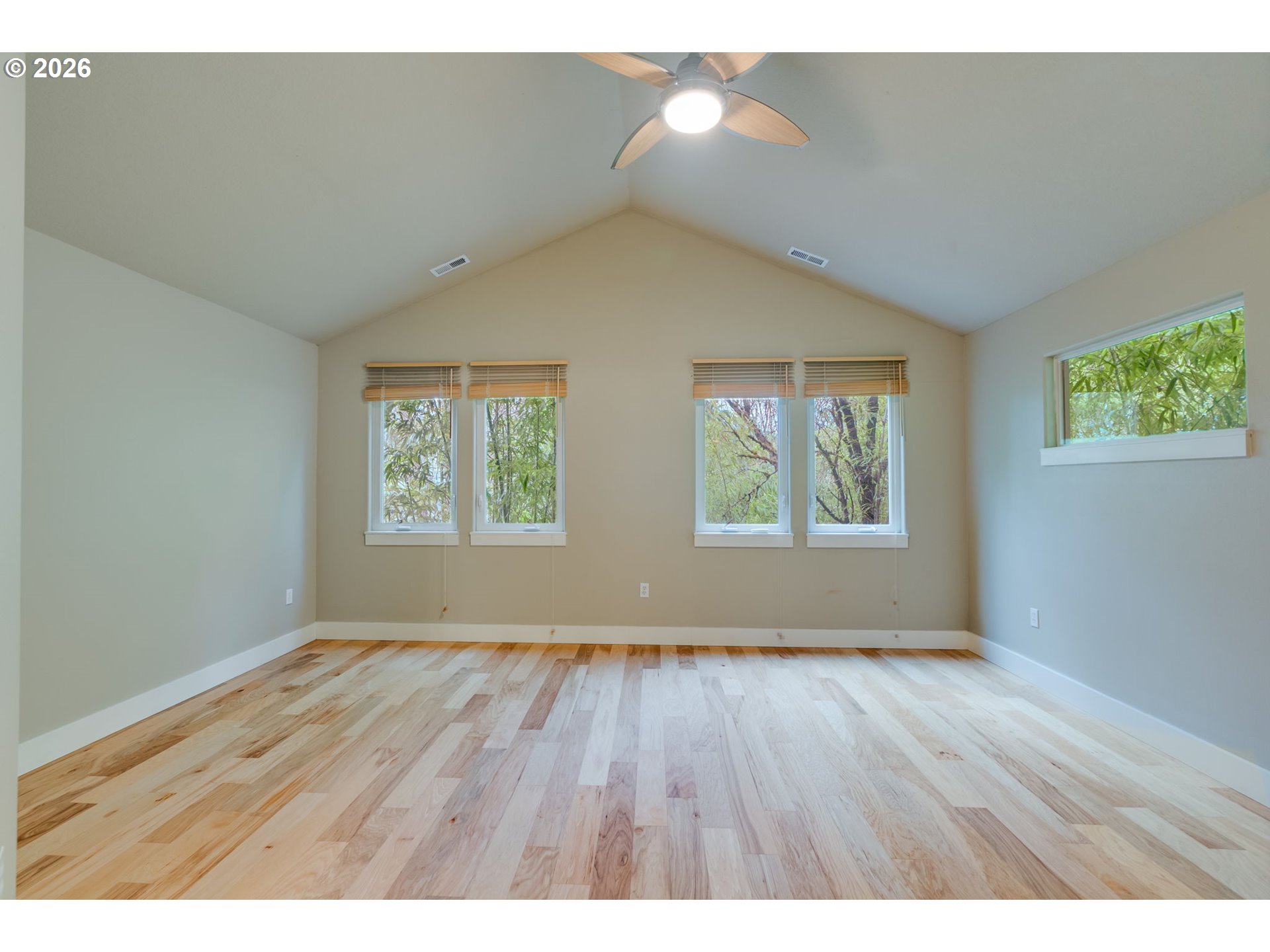 2257 Southeast 76th Avenue Portland, OR 97215 - Photo 19 of 32