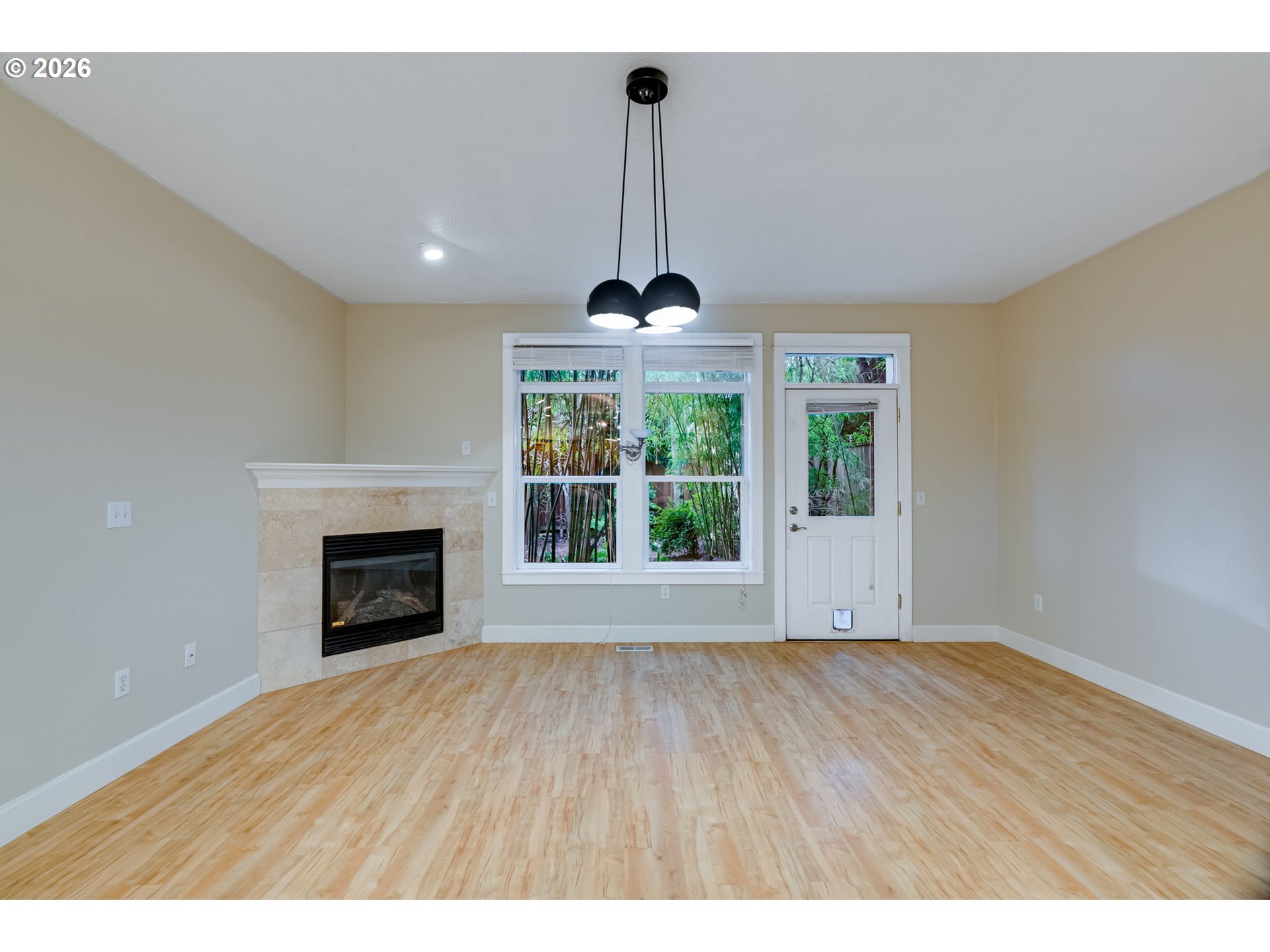 2257 Southeast 76th Avenue Portland, OR 97215 - Photo 3 of 32