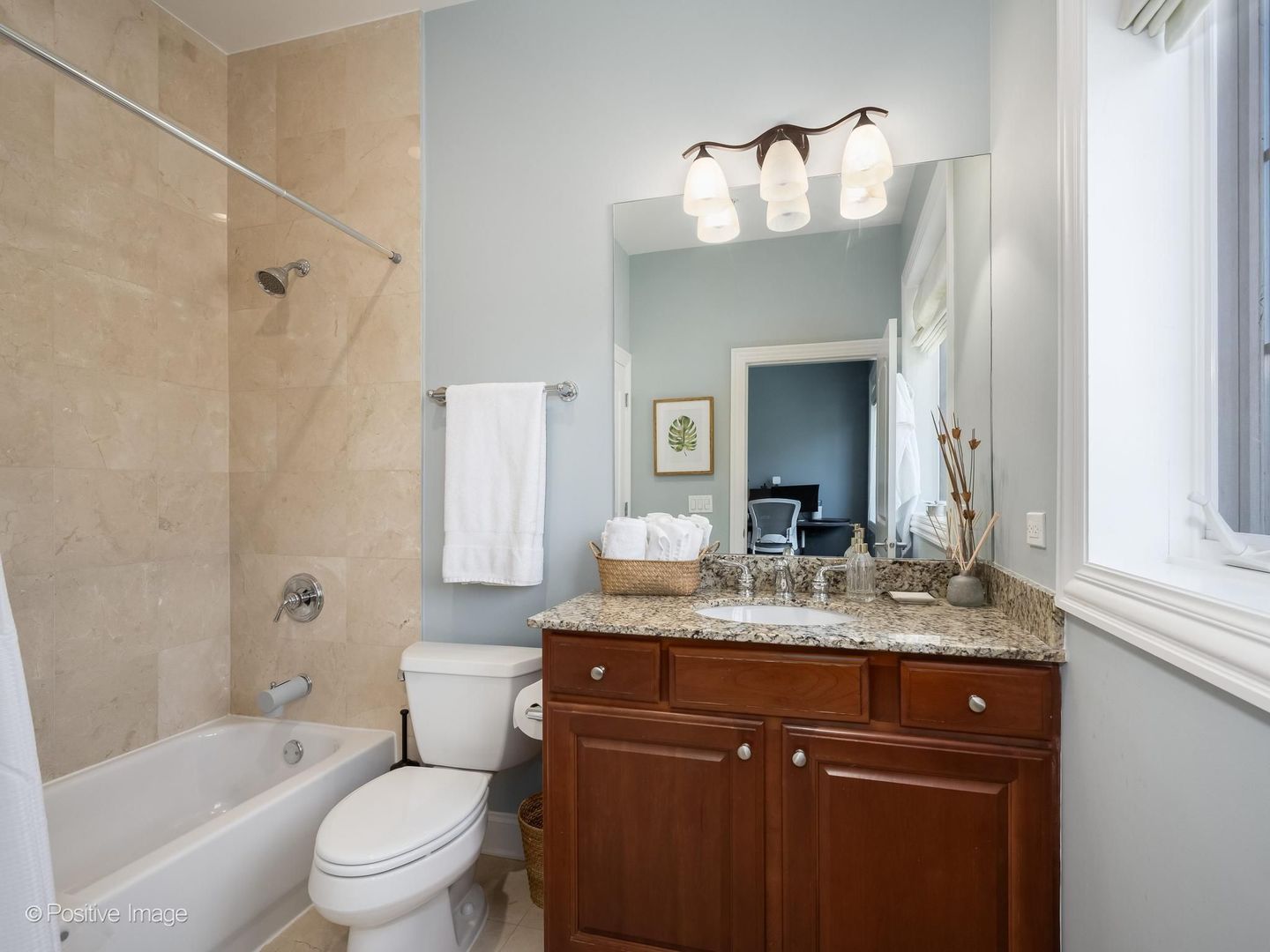 1453 West Irving Park Road, Unit 305 Chicago, IL 60613 - Photo 17 of 22