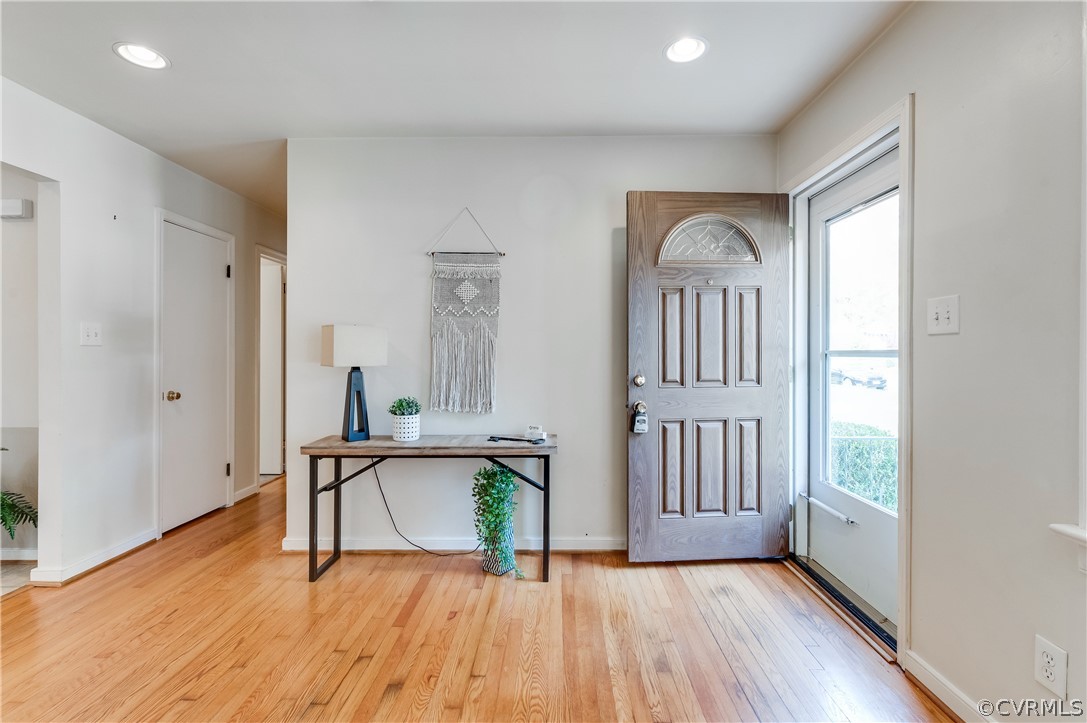 611 Conley Road Richmond, VA 23227 - Photo 3 of 40 Gallery Image 3