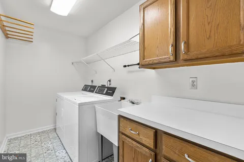 $950,000 | 10604 Glass Tumbler Path, Columbia, MD 21044