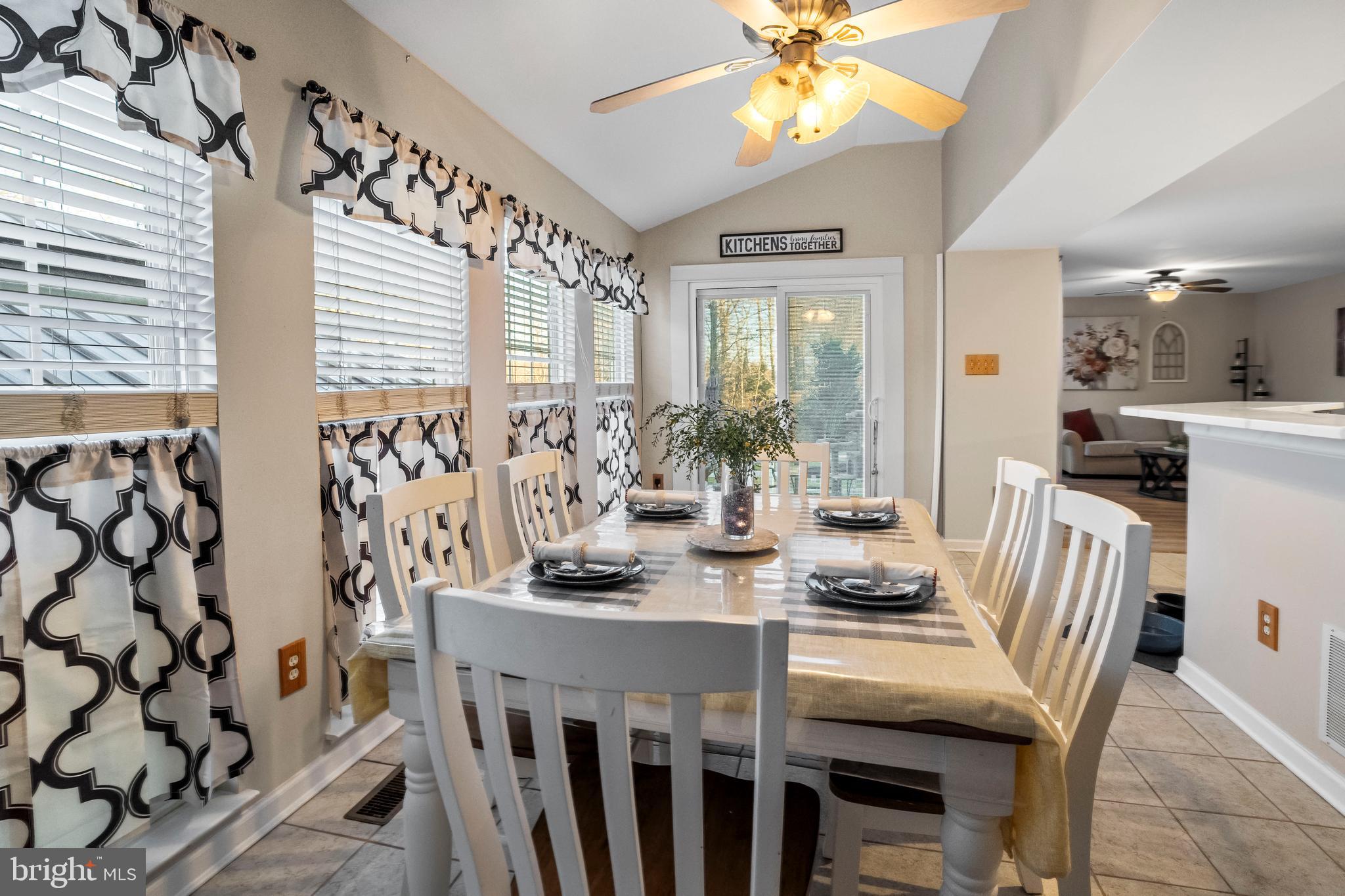 424 Spry Island Road Joppa, MD 21085 - Photo 11 of 30 Dining room