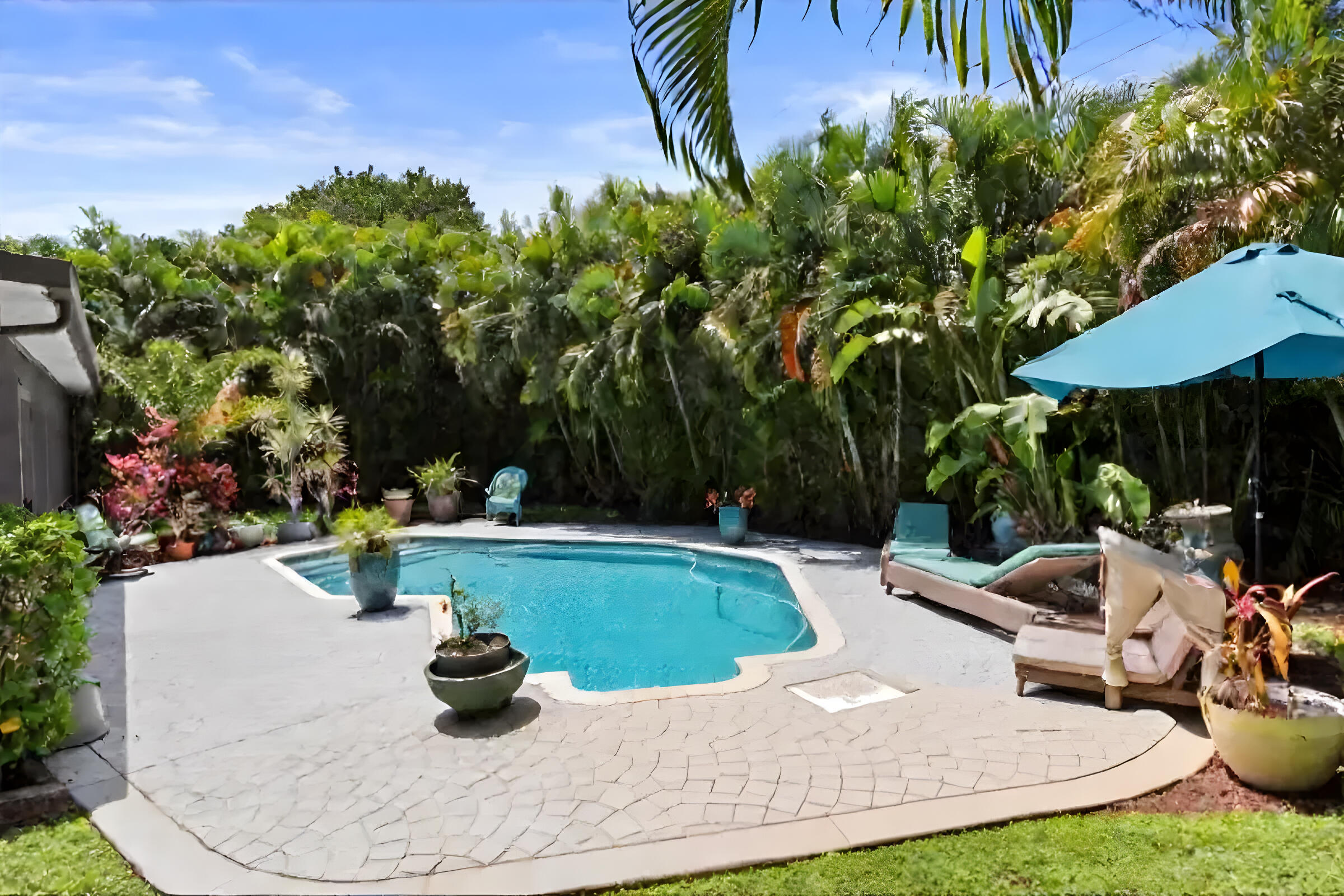 441 Davis Road Palm Springs, FL 33461 - Photo 3 of 29 Pool
