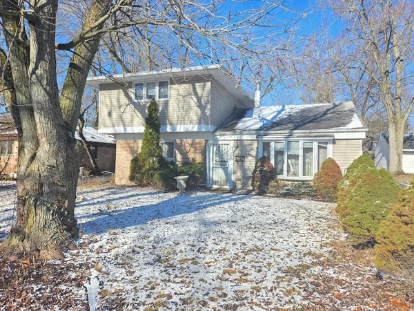 $79,000 | 340 Nassau Street, Park Forest, IL 60466