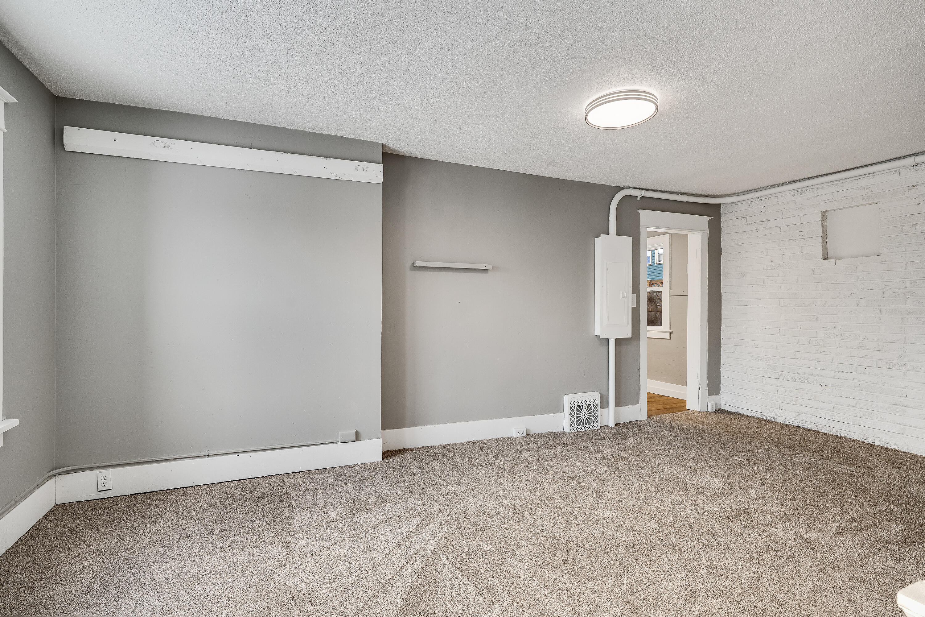 525 Kane Street La Crosse, WI 54603 - Photo 11 of 32 Dining Room