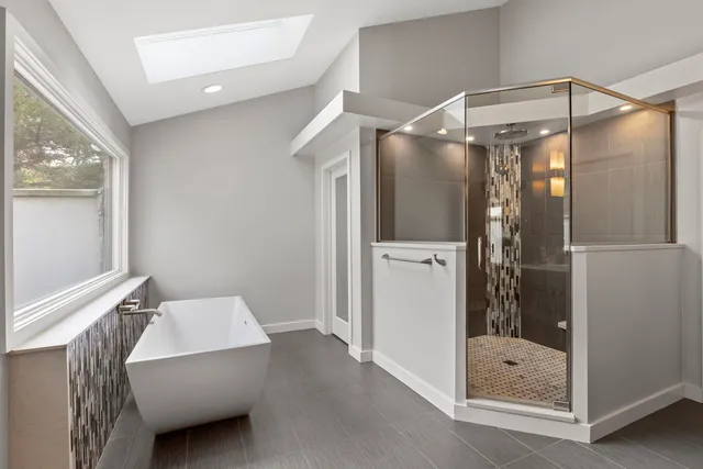 $1,795,000 | 12 Rock Ridge Lane, Barrington Hills, IL 60010