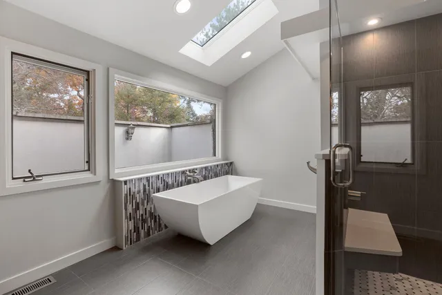 $1,795,000 | 12 Rock Ridge Lane, Barrington Hills, IL 60010