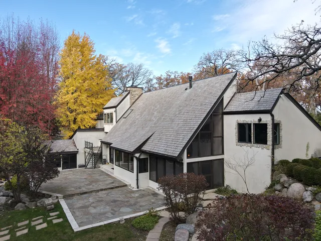 $1,795,000 | 12 Rock Ridge Lane, Barrington Hills, IL 60010