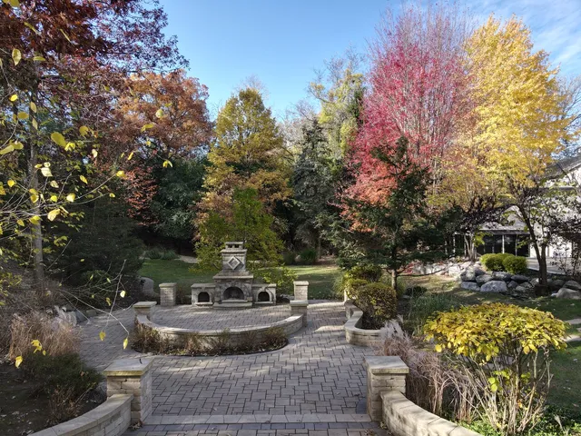 $1,795,000 | 12 Rock Ridge Lane, Barrington Hills, IL 60010