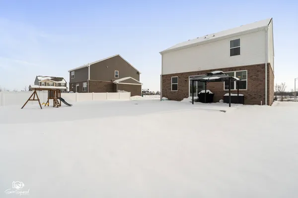 $439,000 | 15040 West Winchester Lane, Manhattan, IL 60442