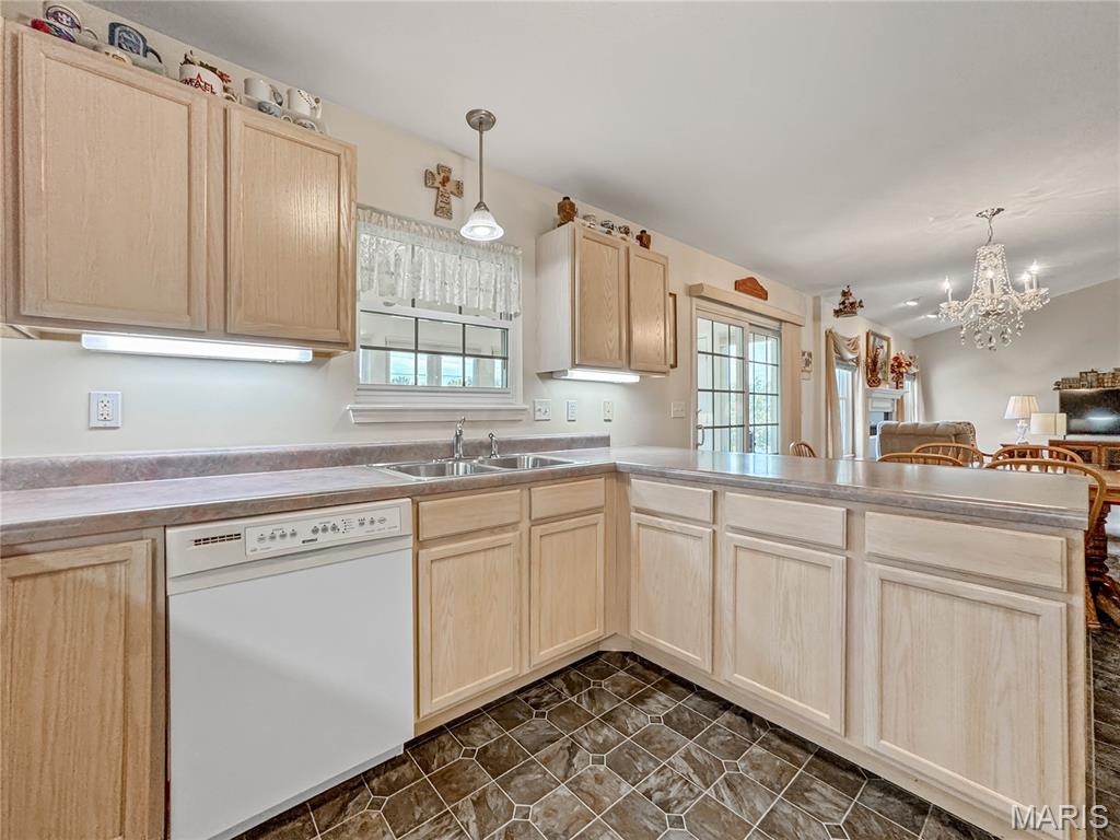 608 Katie Drive Waterloo, IL 62298 - Photo 15 of 41