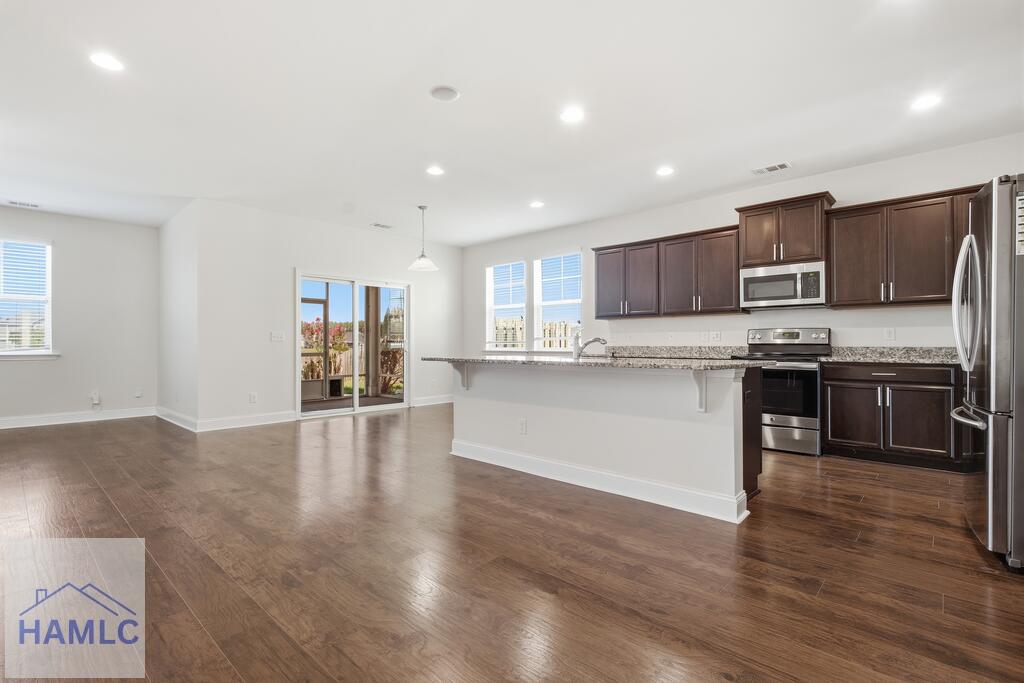 105 Grimsby Road Savannah, GA 31407 - Photo 12 of 42 Gallery Image 12