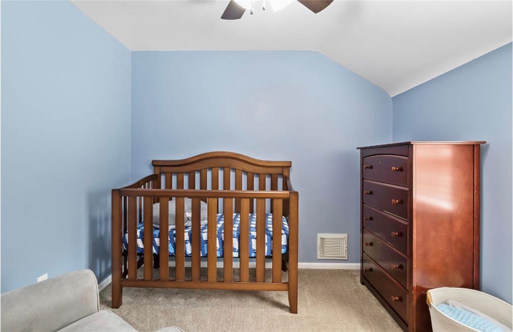 4214 Highgrove Road Pittsburgh, PA 15234 - Photo 14 of 25 Gallery Image 14