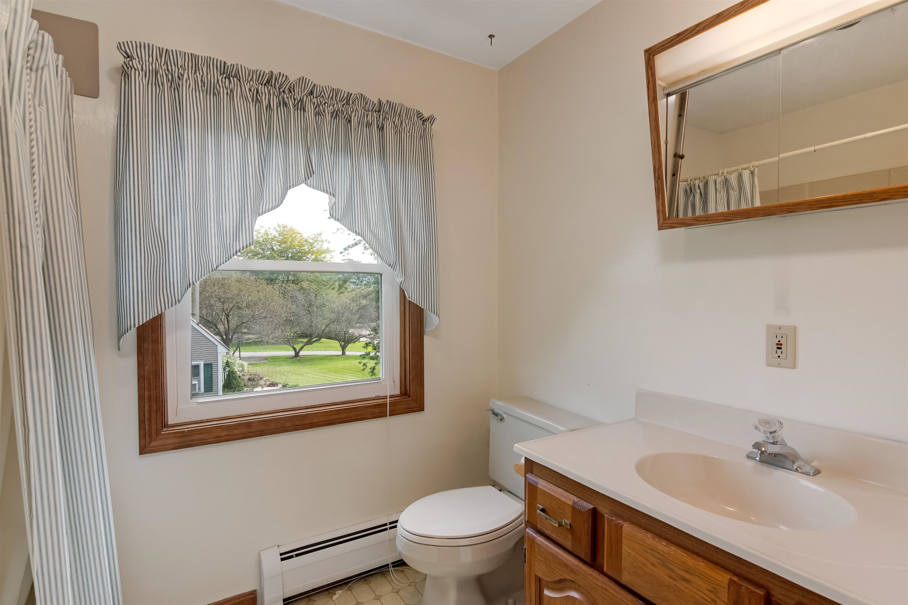 59 Paddock Lane Williston, VT 05495 - Photo 15 of 40 Gallery Image 15