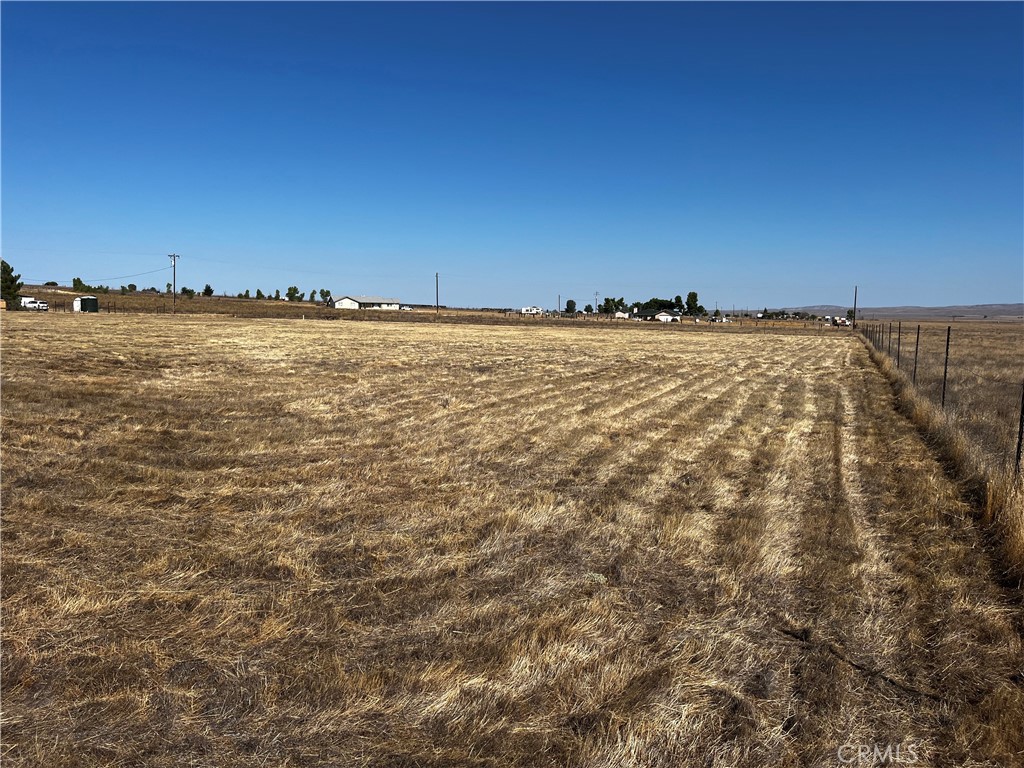 0 Georgia Road Santa Margarita, CA 93453 - Photo 5 of 7 a view of an ocean