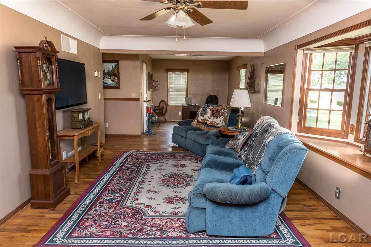 5520 West Beecher Road Adrian, MI 49221 - Photo 9 of 45 31354896-8.JPG