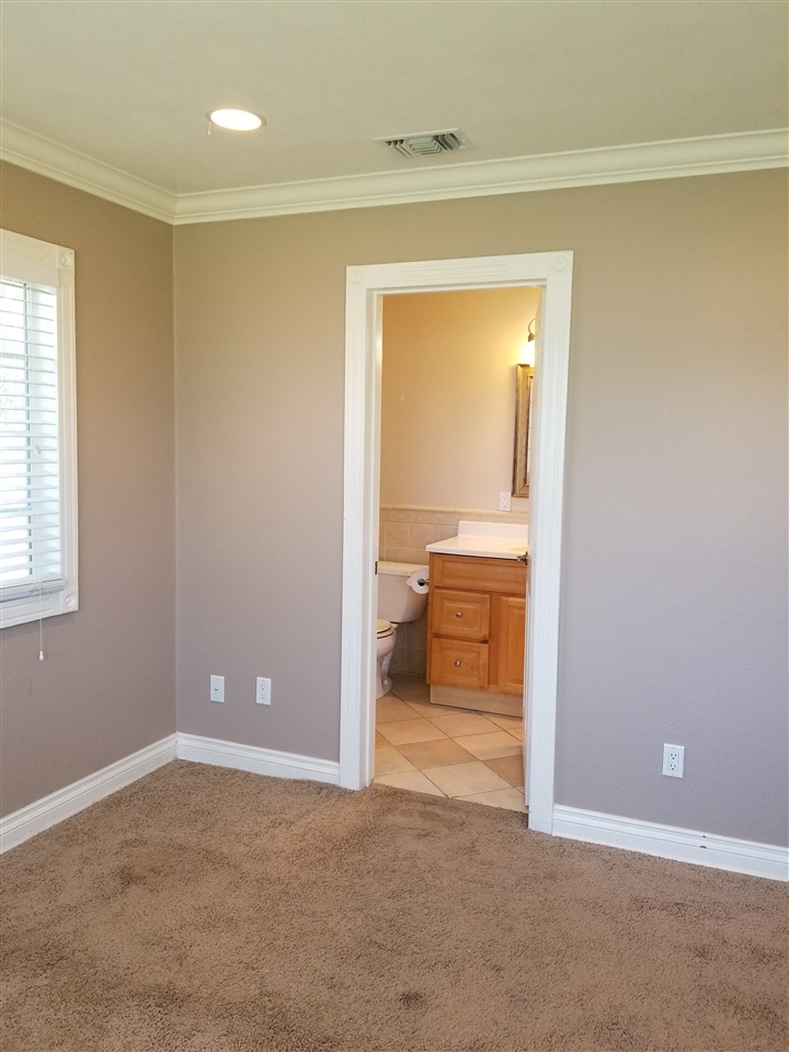 1207 East Fallbrook Street Fallbrook, CA 92028 - Photo 11 of 15