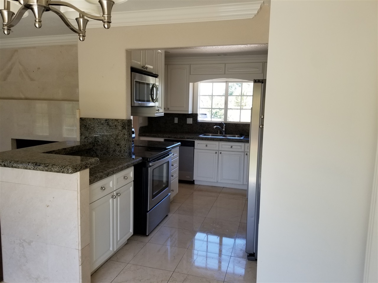 1207 East Fallbrook Street Fallbrook, CA 92028 - Photo 4 of 15