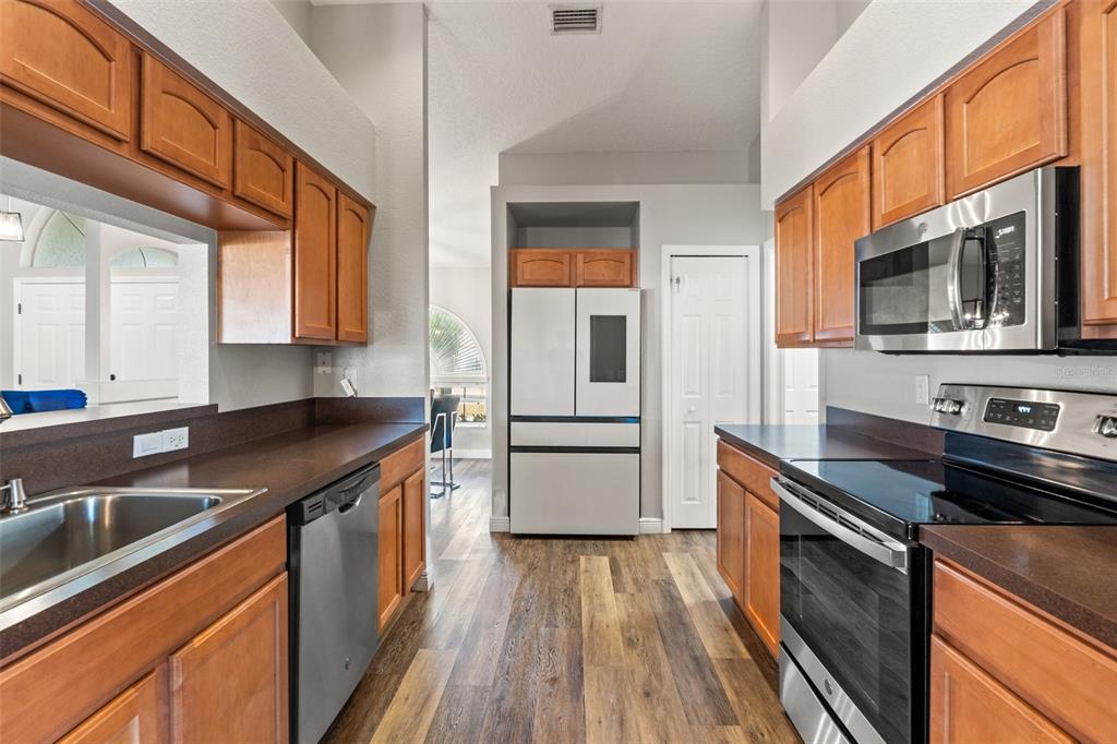 6205 Dorset Road Spring Hill, FL 34608 - Photo 19 of 55 Gallery Image 19