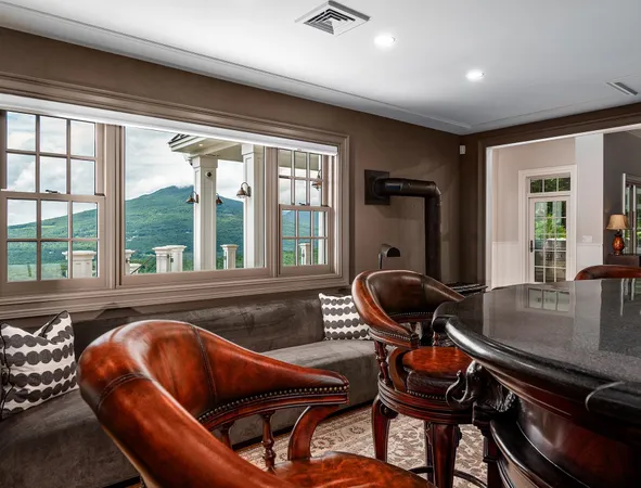$2,800,000 | 23 Valley View Road, Winhall, VT 05255