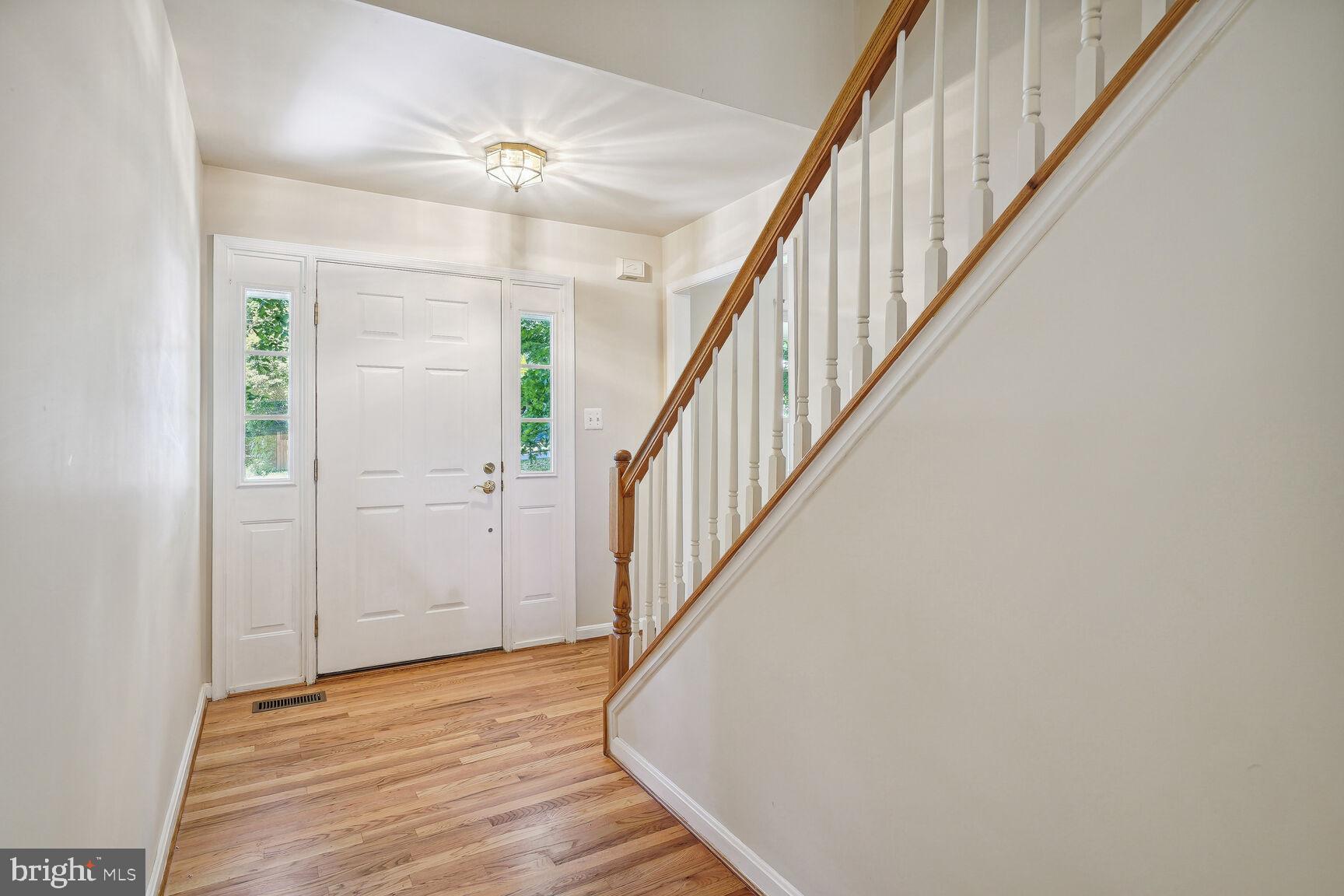 10216 Capitol View Avenue Silver Spring, MD 20910 - Photo 5 of 28 Gallery Image 5