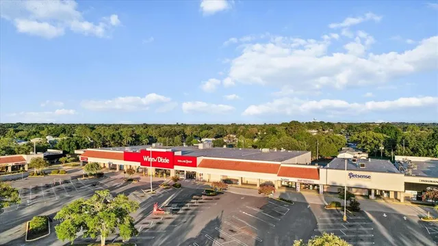 $287,950 | 427 West Twisted Oaks Drive, Beverly Hills, FL 34465