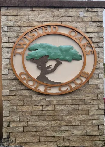 $287,950 | 427 West Twisted Oaks Drive, Beverly Hills, FL 34465